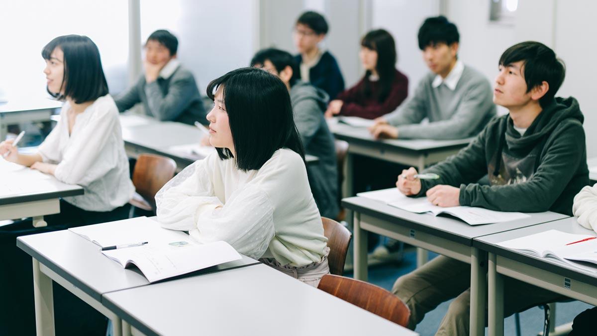 絶対的な学習進度を確保するレベル別少人数集団授業