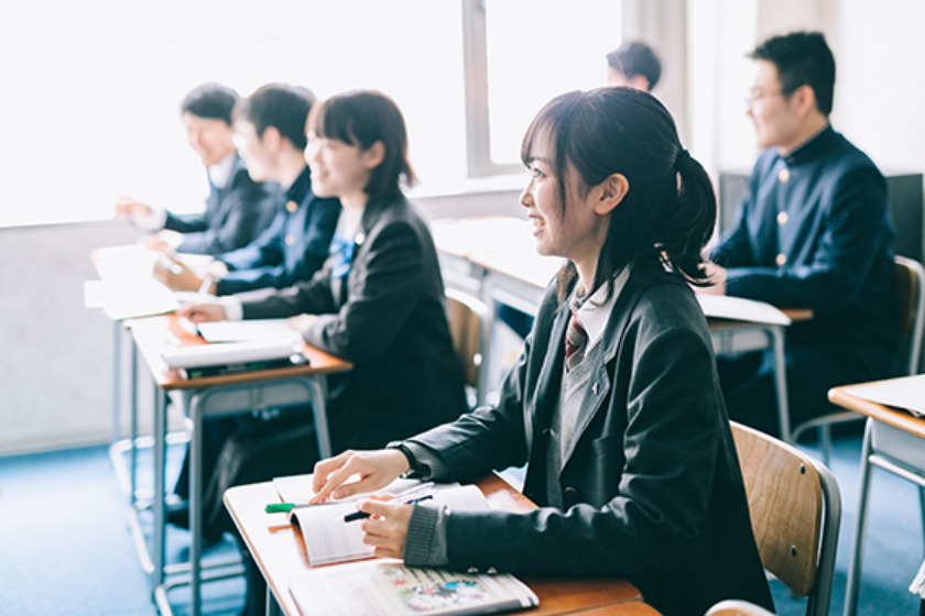 学力向上の一因は姿勢にあり！　～勉強効率がUPする「正しい姿勢」とは？～