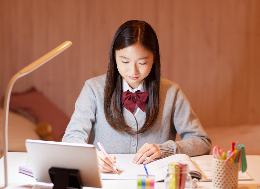 医学部合格に1日10時間の勉強が必要？長時間勉強のコツとスケジュール例を解説