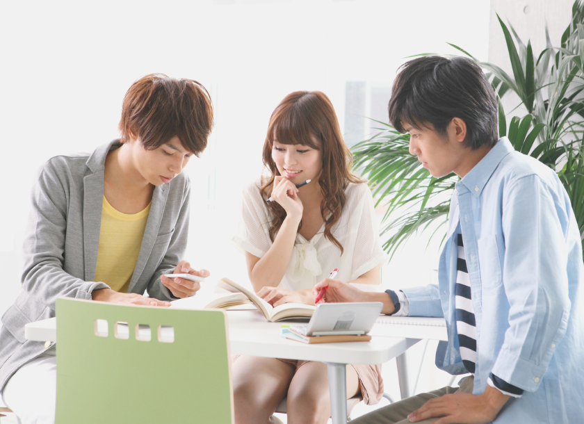 医学部の人間関係は大変？特徴・得られること・付き合い方を解説