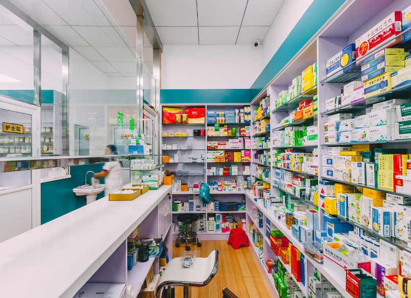 医学部 薬学部 偏差値