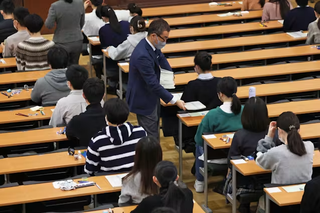 【2027年共通テスト】得点調整の仕組み・対象科目・合否への影響