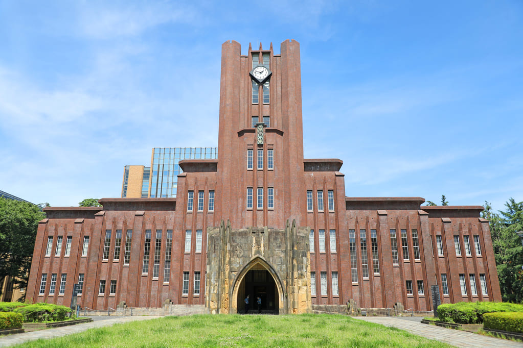 東京大学医学部の再受験を目指すための理科三類の入試制度と対策